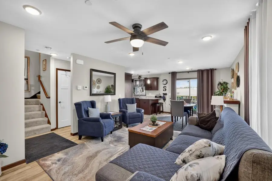 1834 Daniel Lane Ne, Stewartville, MN 55976 - #3