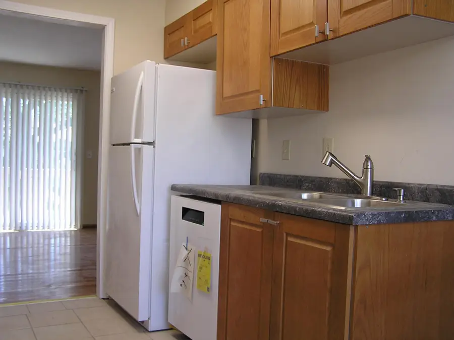 2041 103rd Avenue Nw, Coon Rapids, MN 55433 - #3