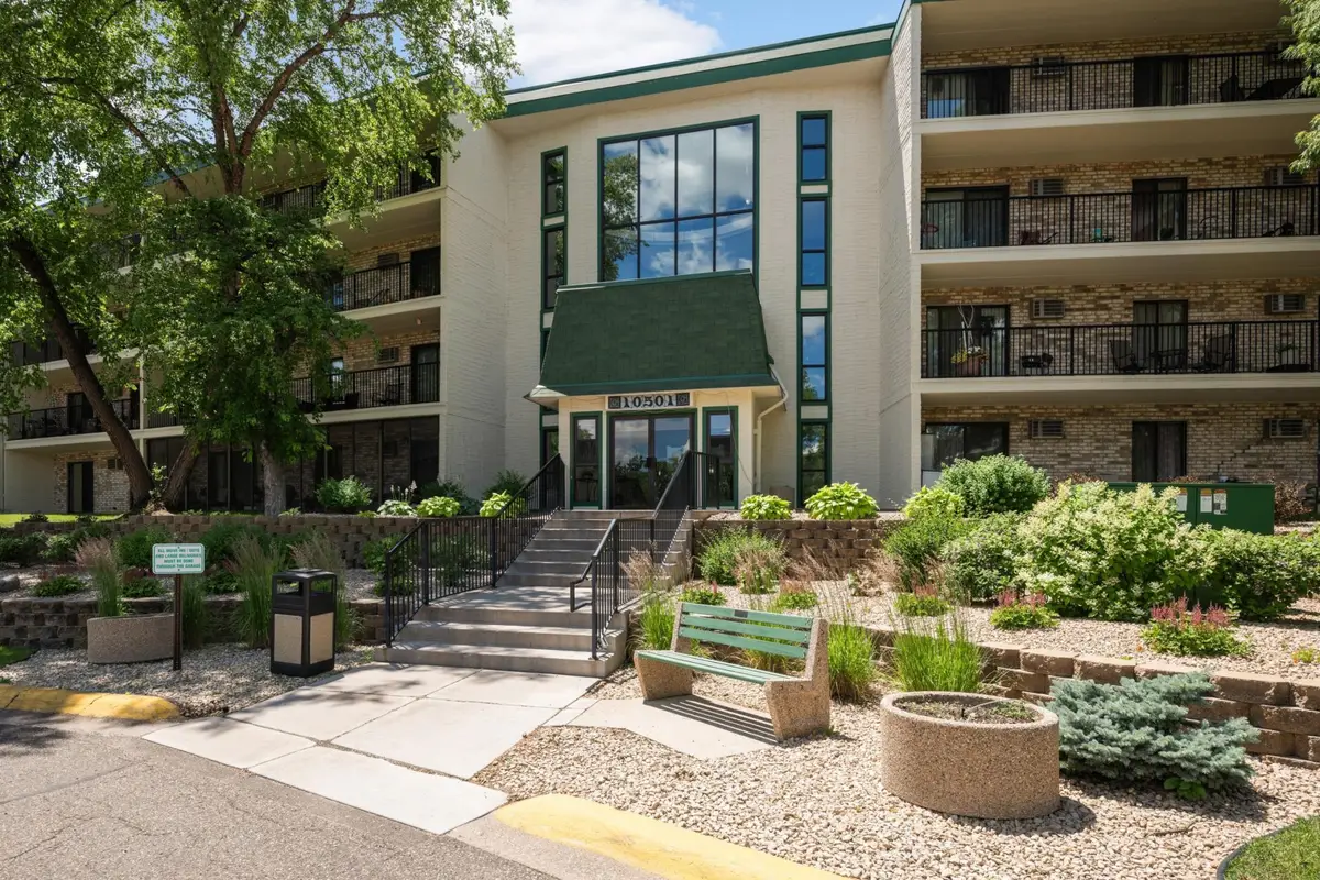10501 Cedar Lake Road #413, Hopkins, MN 55305 - #1