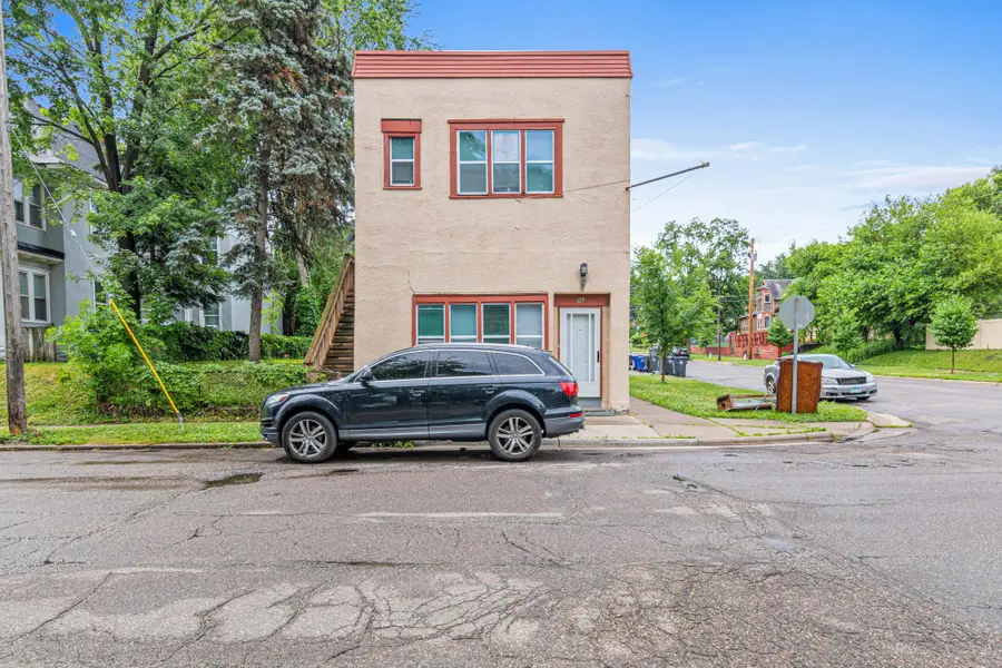 96 Winifred Street W, Saint Paul, MN 55107 - #2