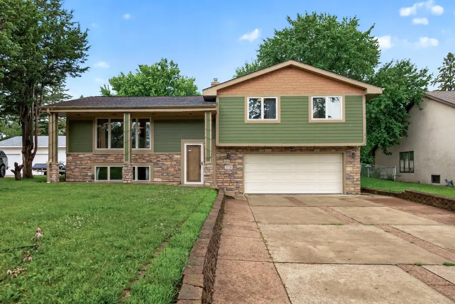 2728 5th Avenue E, North Saint Paul, MN 55109 - #2
