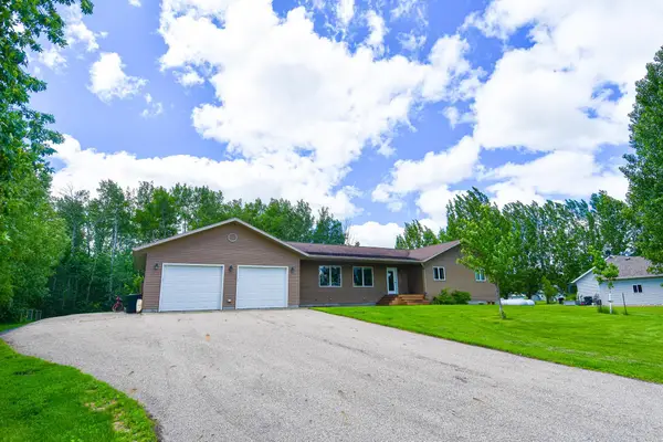 506 E Bakke Avenue, Newfolden, MN 56738