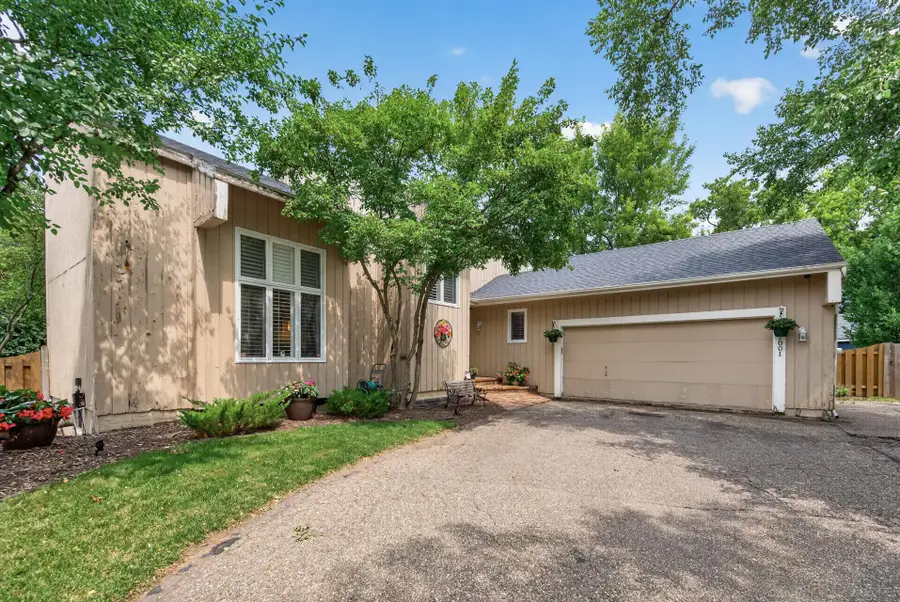 7001 Beacon Circle, Eden Prairie, MN 55346 - #3