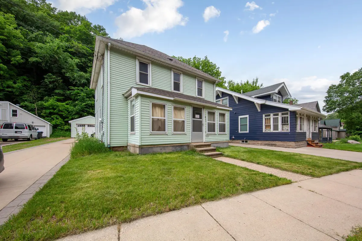 413 Glenwood Avenue, Mankato, MN 56001 - #1