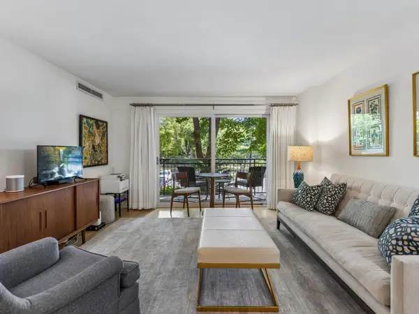 210 W Grant Street #107, Minneapolis, MN 55403