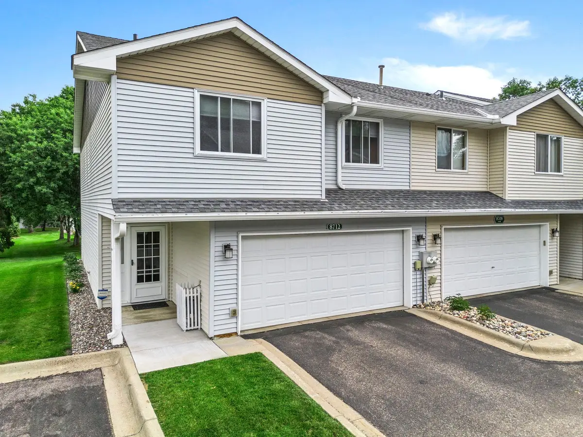 8712 Norway Street Nw, Coon Rapids, MN 55433 - #1
