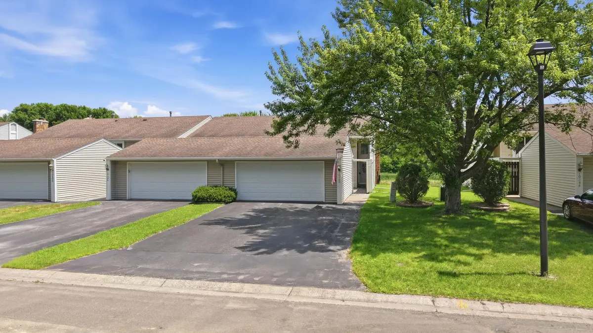 10402 Yorktown Lane N, Maple Grove, MN 55369 - #1