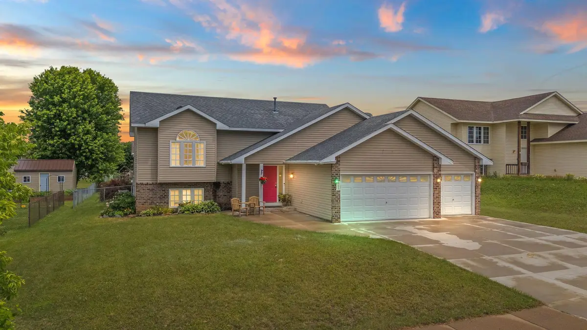 845 Plum Tree Lane, Somerset, WI 54025 - #1