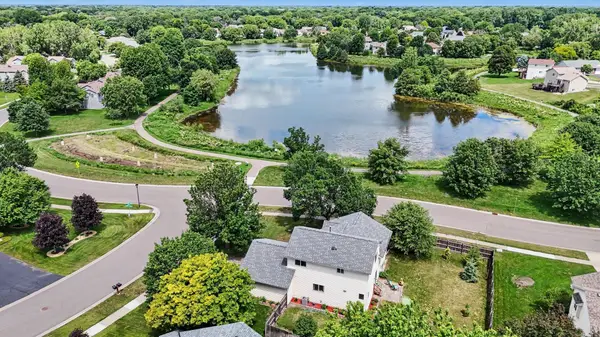 9947 Washington Street Ne, Blaine, MN 55434