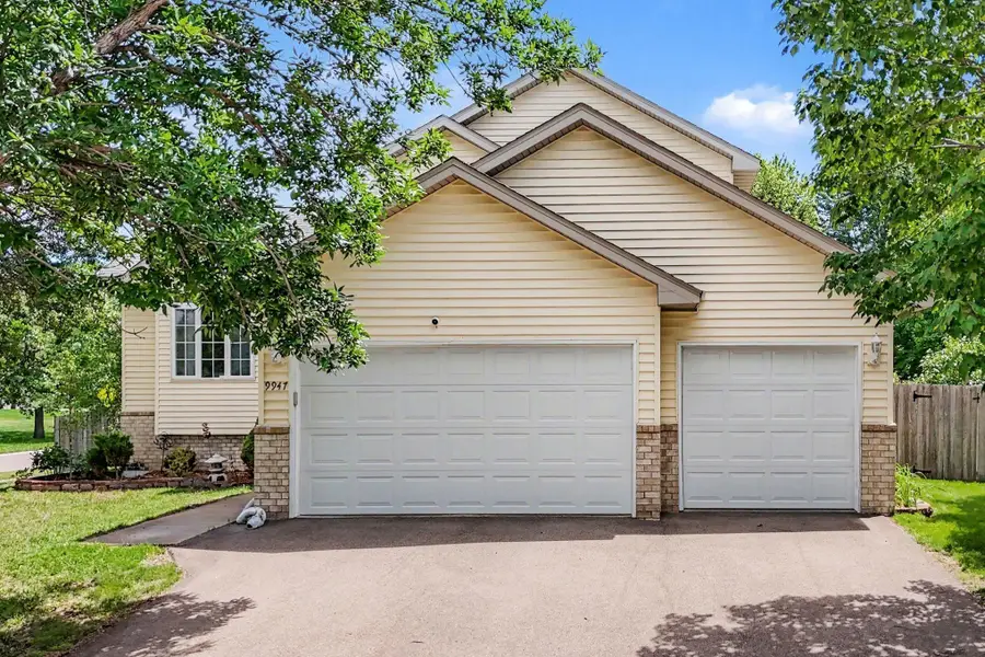 9947 Washington Street Ne, Blaine, MN 55434 - #2