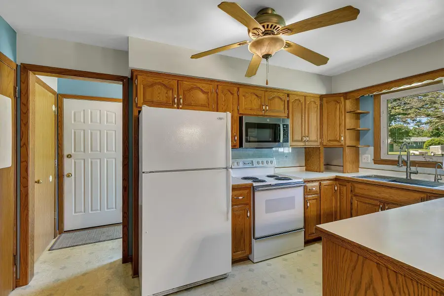 1022 Sunset Ridge Road, Saint Cloud, MN 56303 - #3