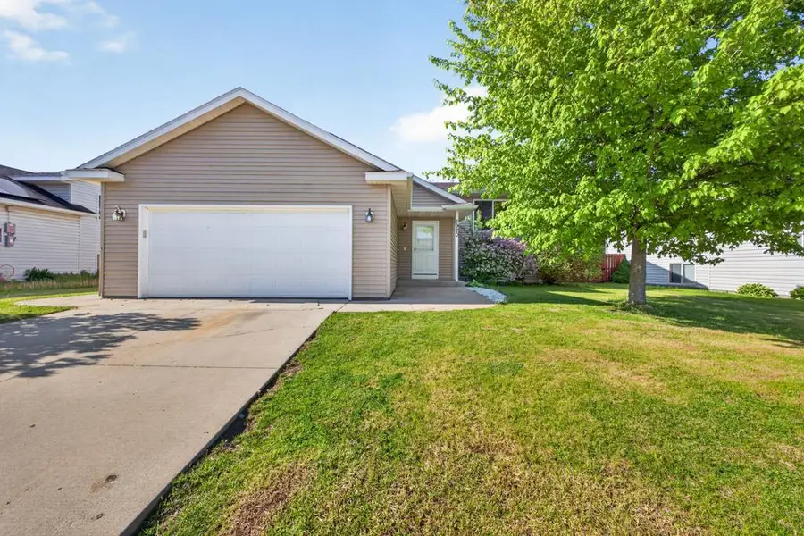5920 Belfry Lane Nw, Rochester, MN 55901 - #3