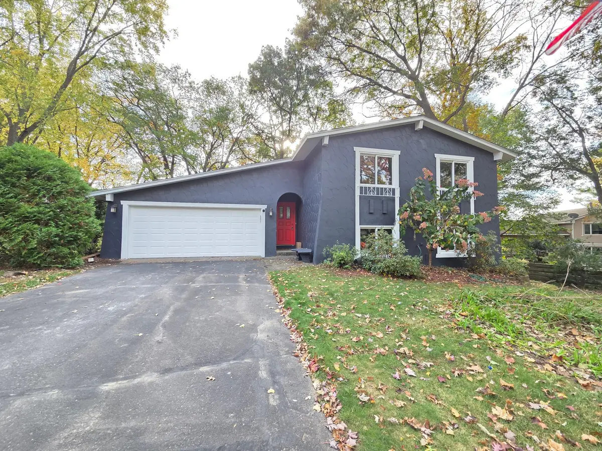 4174 Oakcrest Drive, Vadnais Heights, MN 55127 - #1