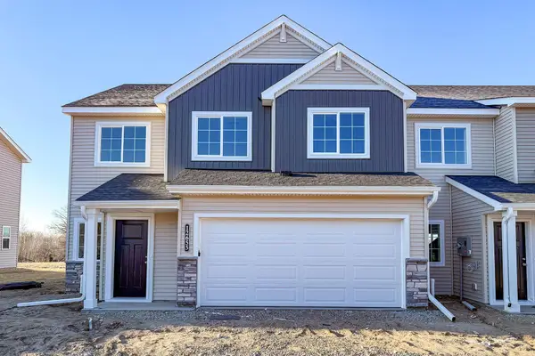 8816 Riverstone Avenue Ne, Monticello, MN 55362