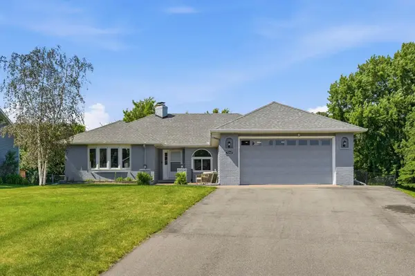 7288 Foxboro Court, Woodbury, MN 55125