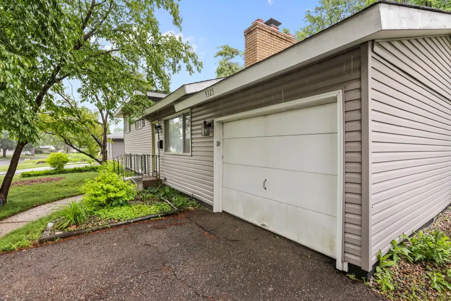 9325 Northwood Parkway N, New Hope, MN 55427 - #2