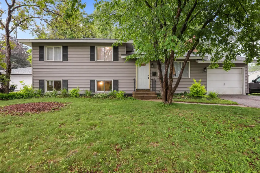 9325 Northwood Parkway N, New Hope, MN 55427 - #3