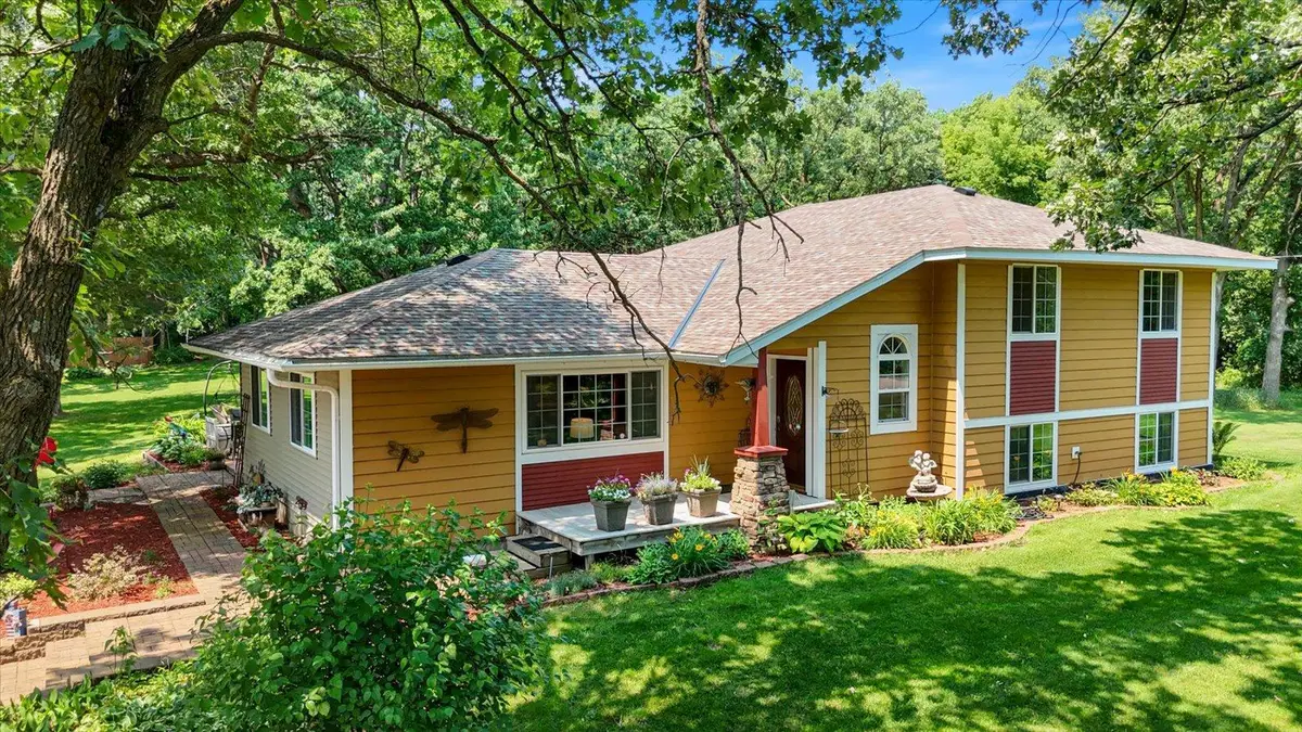 19322 Linnet Street Nw, Oak Grove, MN 55011 - #1