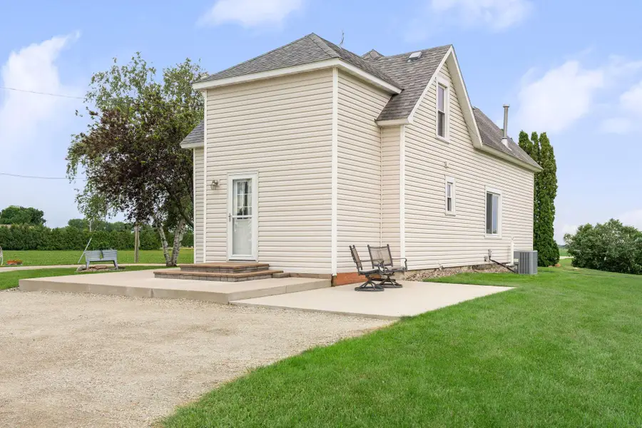 2637 SW 92nd Avenue, Owatonna, MN 55060 - #2