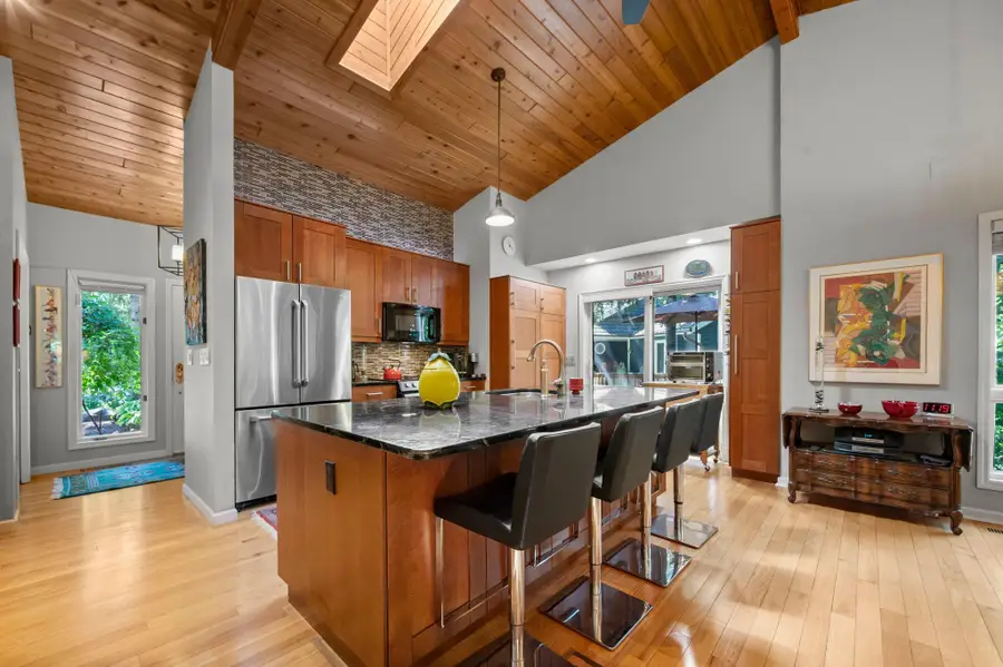 6884 Stonewood Court, Eden Prairie, MN 55346 - #2