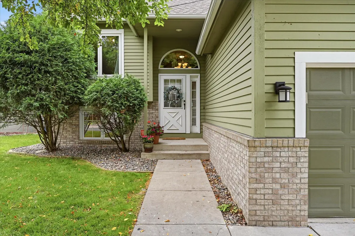 4658 Wildwood Street, Eagan, MN 55122 - #1