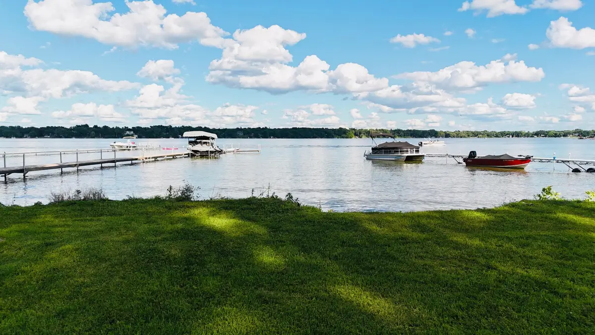 5432 Lake Avenue, Shoreview, MN 55126 - #1