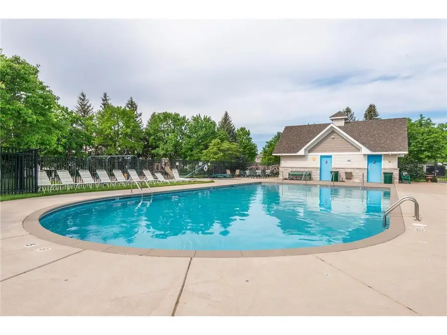10102 Indigo Drive, Eden Prairie, MN 55347 - #3