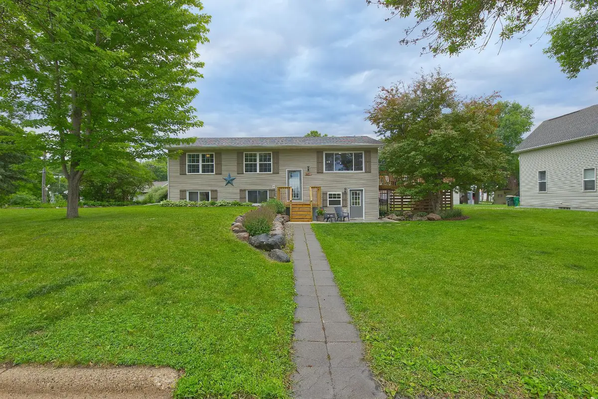 621 2nd Street S, Winsted, MN 55395 - #1