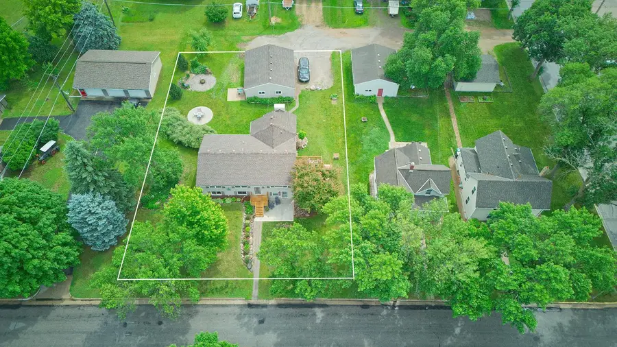 621 2nd Street S, Winsted, MN 55395 - #2