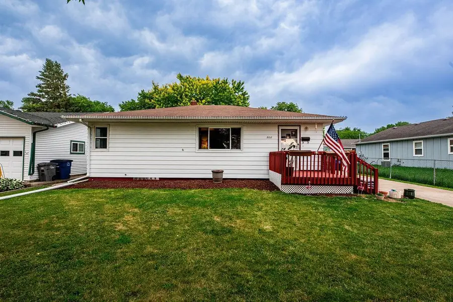 808 15th Street N, Moorhead, MN 56560 - #2