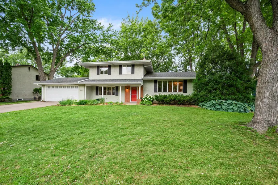 3427 Nancy Place, Shoreview, MN 55126 - #3