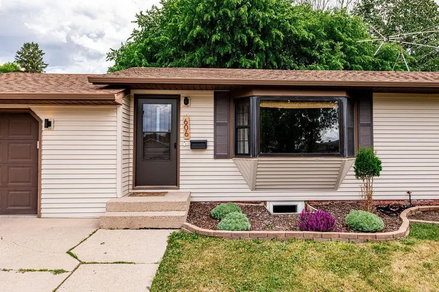 606 Birch Lane, Moorhead, MN 56560 - #3