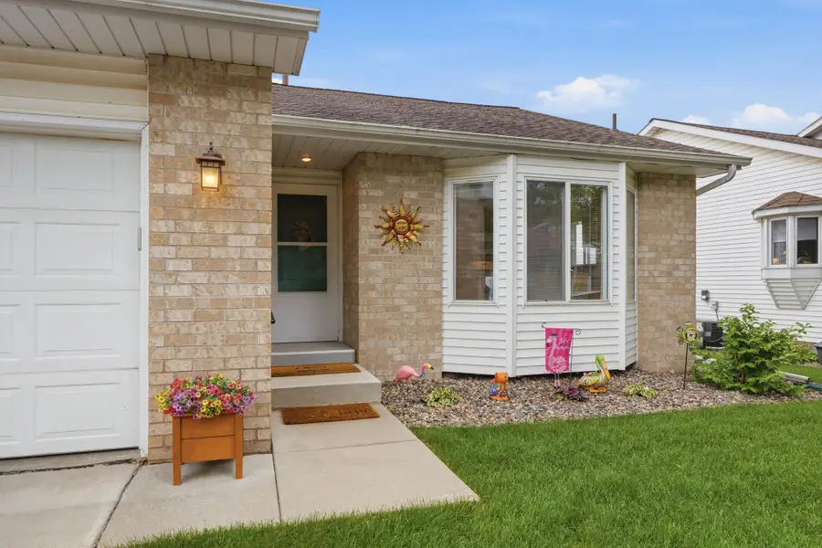 14118 Essex Lane, Apple Valley, MN 55124 - #2