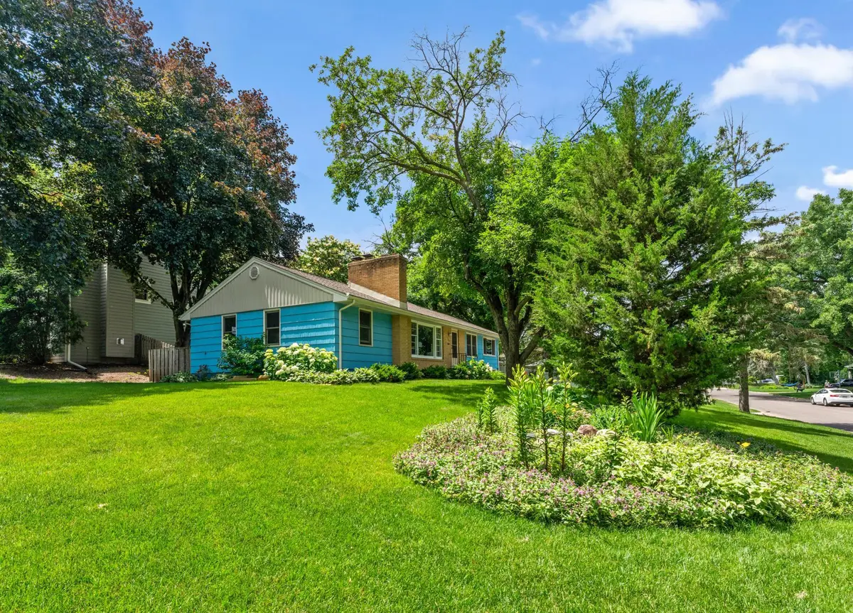 100 Turnpike Road, Golden Valley, MN 55416 - #1