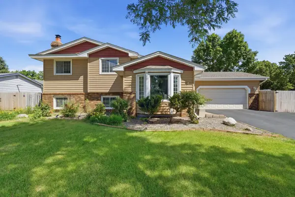 1725 129th Lane Nw, Coon Rapids, MN 55448