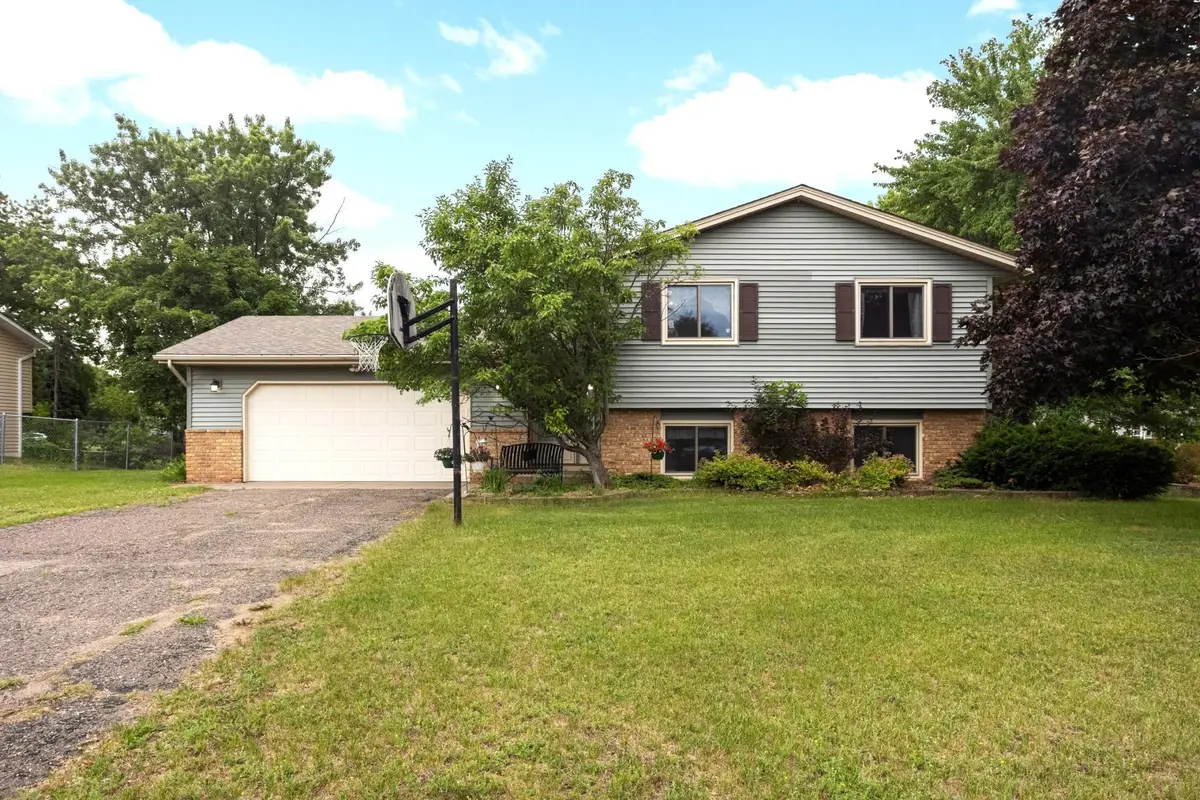 10786 Butternut Street Nw, Coon Rapids, MN 55448 - #1