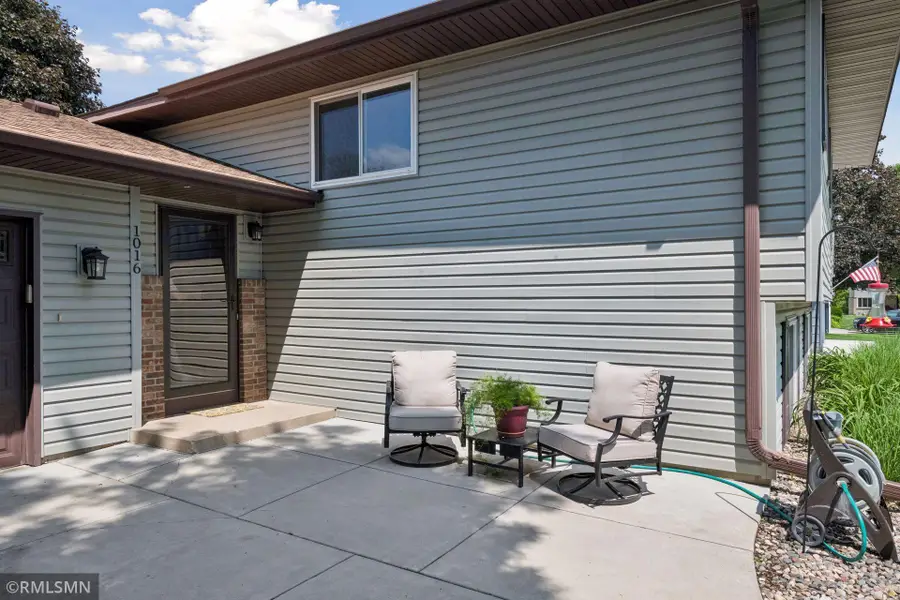 1016 Bluff Pointe Drive, Chaska, MN 55318 - #3