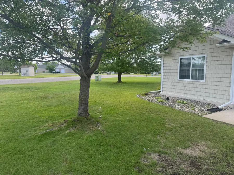 706 Cloud Street Nw, Bemidji, MN 56601 - #2