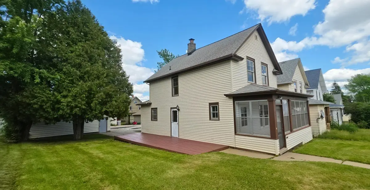 406 4th Street Nw, Chisholm, MN 55719 - #1