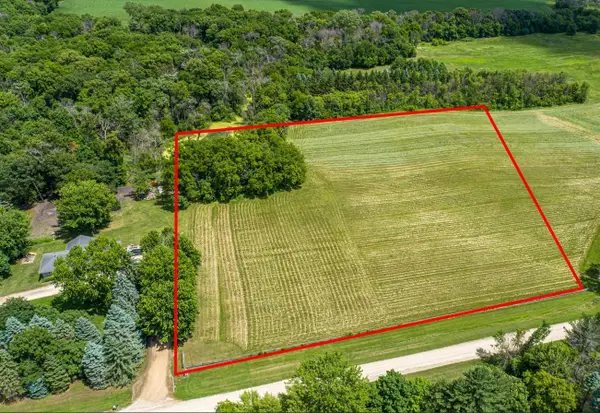 -XXXX Aberdeen Trail, Northfield, MN 55057