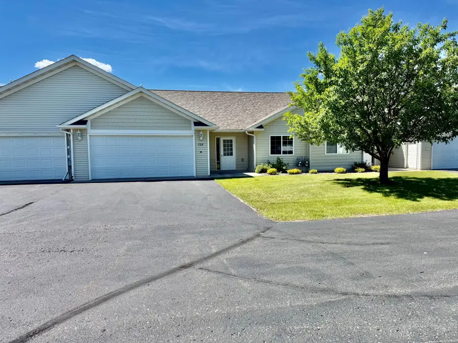 728 Cloud Street Nw, Bemidji, MN 56601 - #2