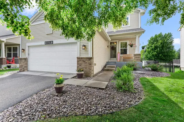 6829 Urbandale Lane N, Maple Grove, MN 55311
