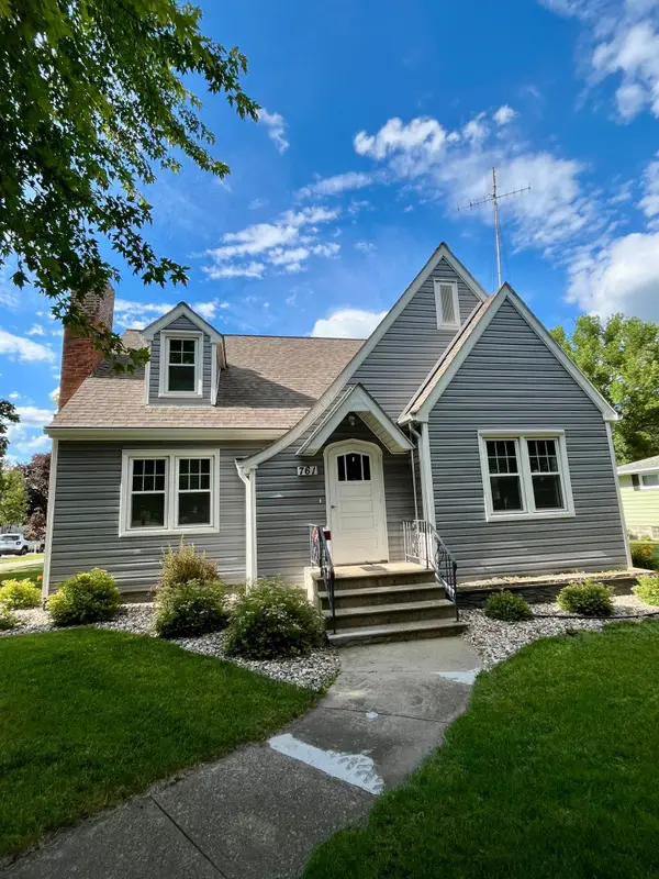 761 Main Street, Wabasso, MN 56293
