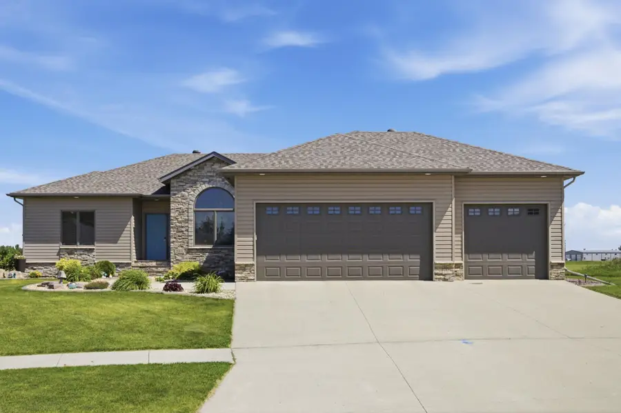 501 Willow Bend Circle, Casselton, ND 58012 - #2