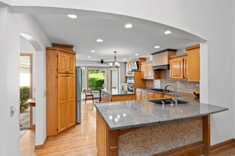 9974 Old Wagon Trail, Eden Prairie, MN 55347 - #2
