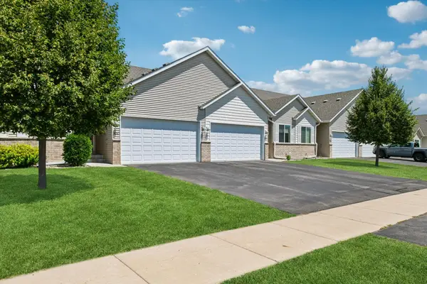 4147 Blakewood Drive, Shakopee, MN 55379
