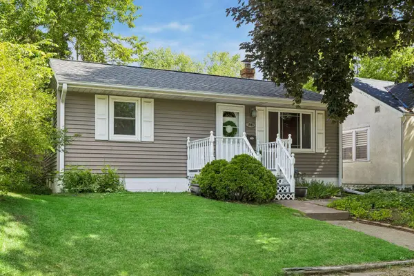 1923 Cottage Avenue E, Saint Paul, MN 55119
