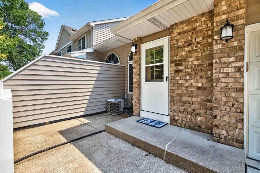 985 106th Lane Nw #54, Coon Rapids, MN 55433 - #2