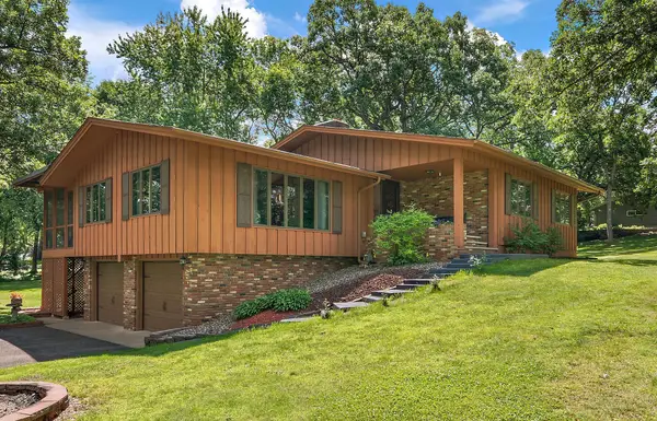 24360 33rd Avenue, Saint Augusta, MN 56301