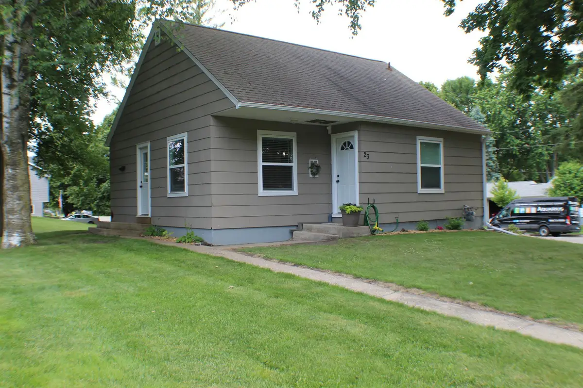 23 W Pike Street, Osakis, MN 56360 - #1